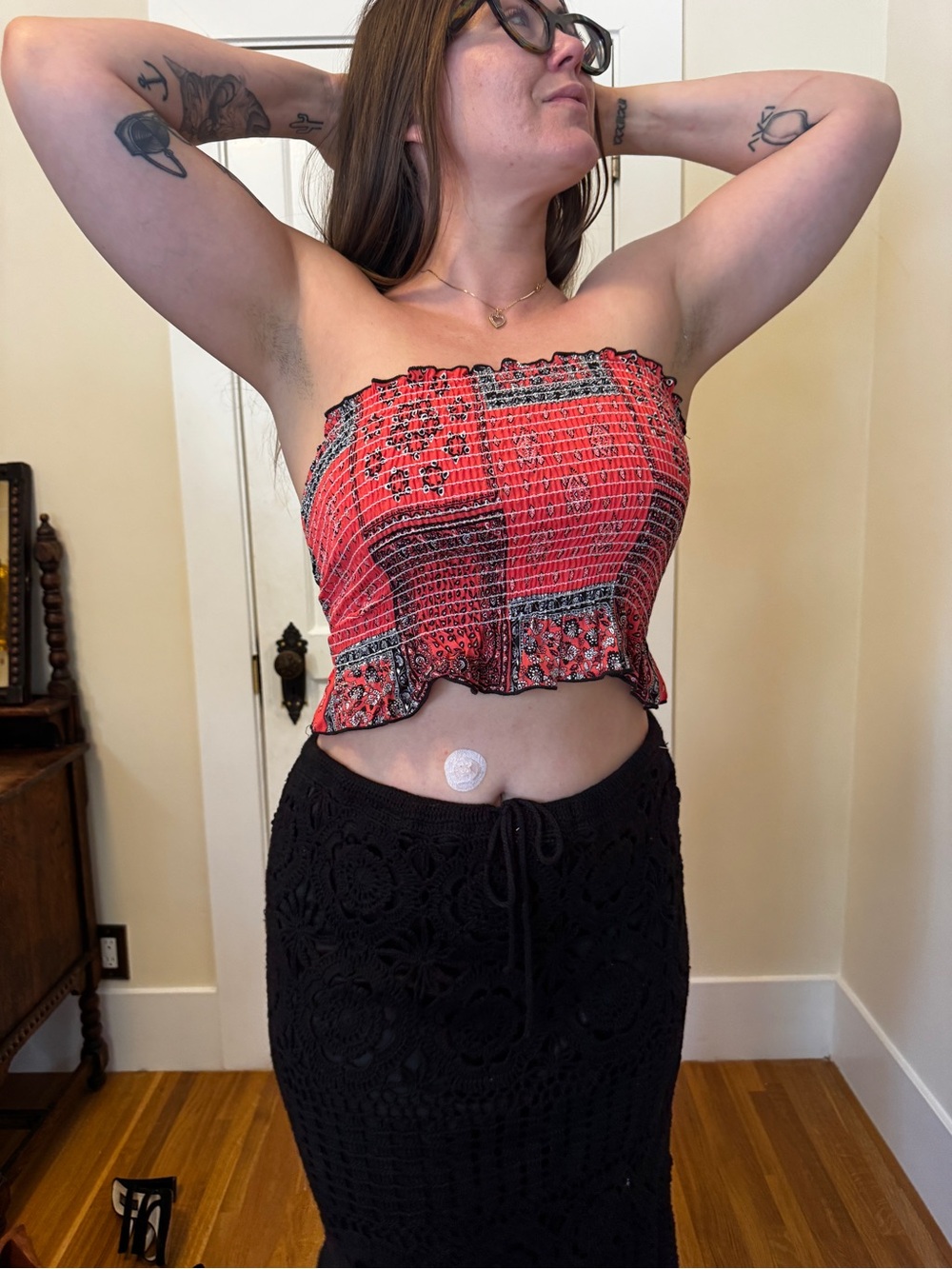 Y2K does 70s Red Bandana Print Tube Top Sz M